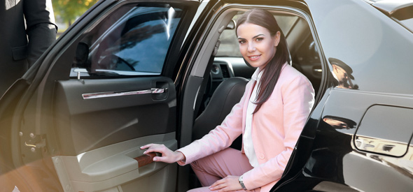 Airport transfers Airport transfers